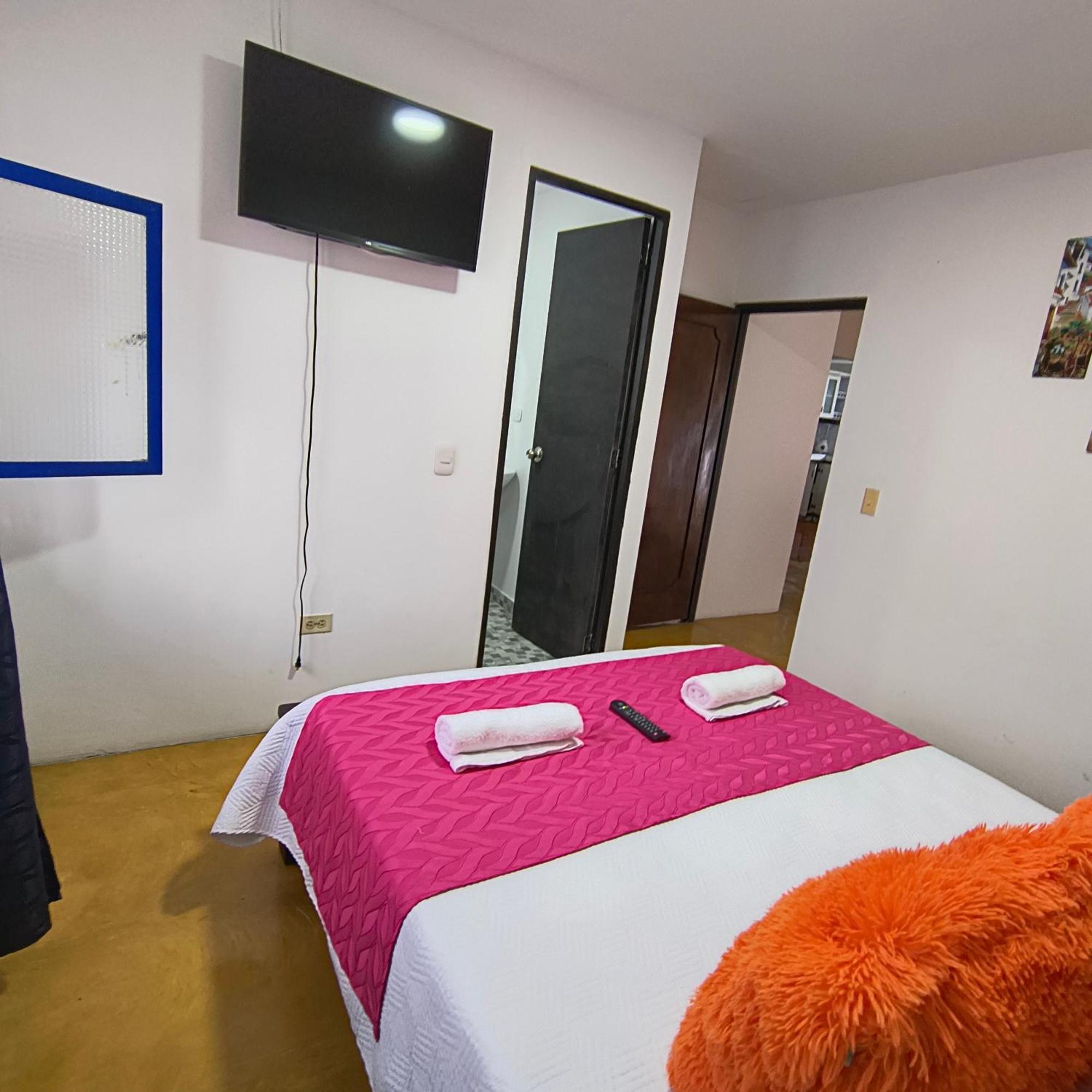 Hostal Villa Del Sol Salento Exterior photo