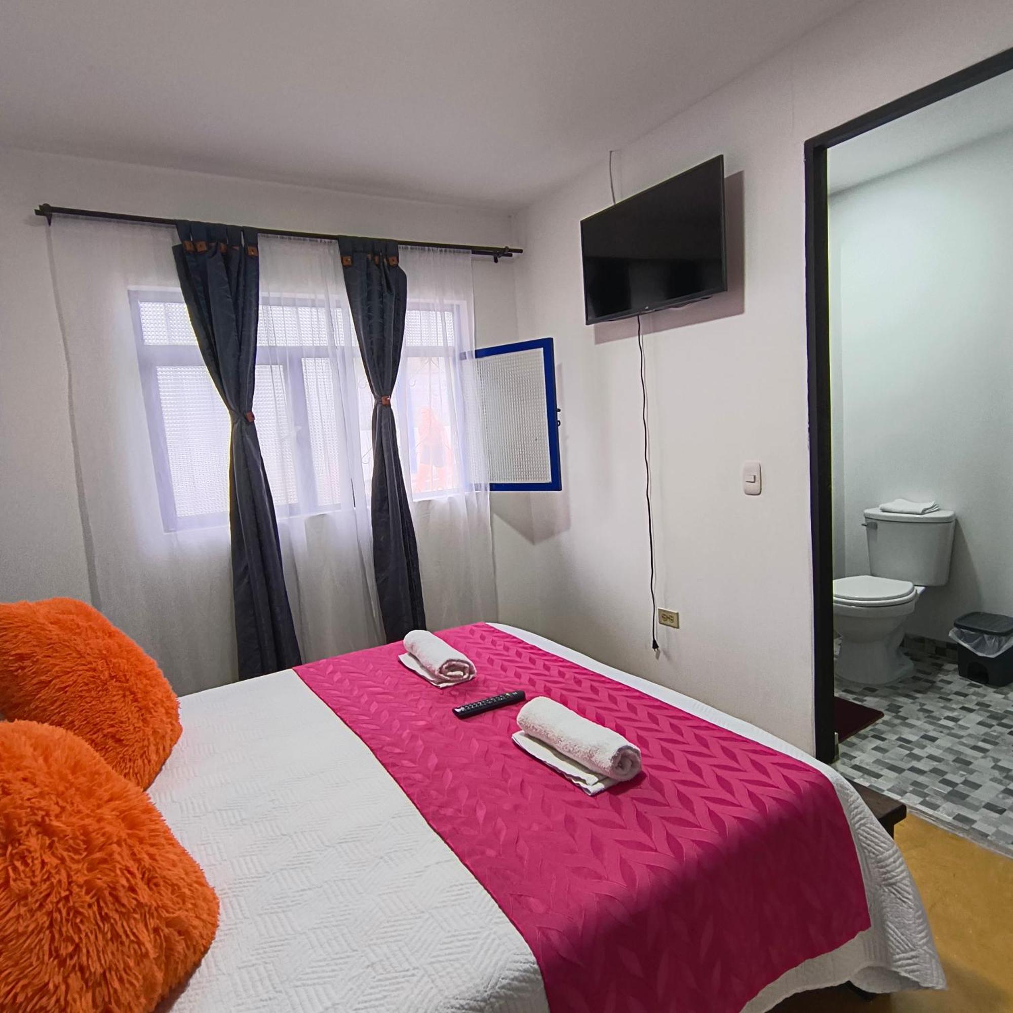 Hostal Villa Del Sol Salento Exterior photo